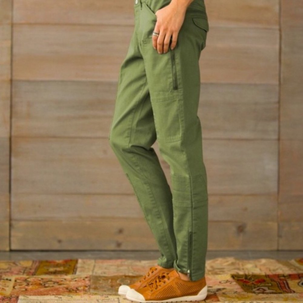 Sundance Wildheart Slim Cargo Pants Green Sz 6